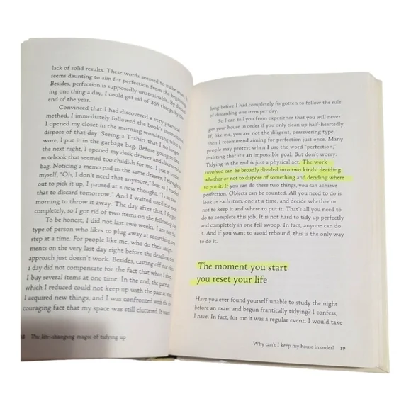 The Life - Changing  Magic of Tiding Up by Marie Kondo - Picture 5 of 9